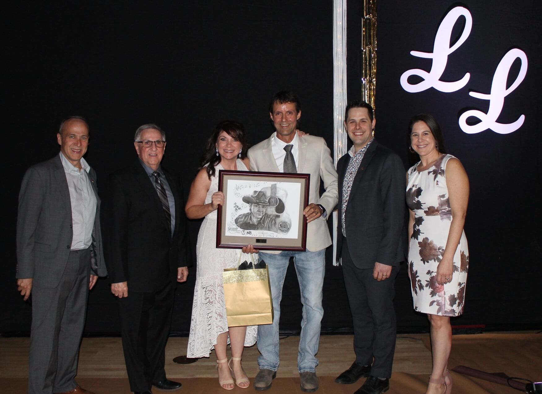 Laurie LeBlanc honoré au Gala des anciens de l'École Clément-Cormier